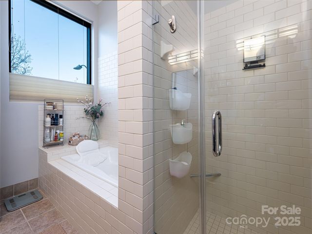 60 N Market Street 117, Asheville, NC 28801