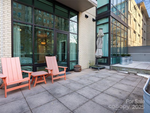 60 N Market Street 117, Asheville, NC 28801
