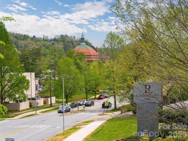 60 N Market Street 117, Asheville, NC 28801