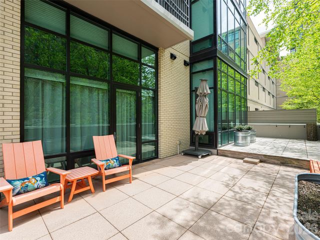 60 N Market Street 117, Asheville, NC 28801