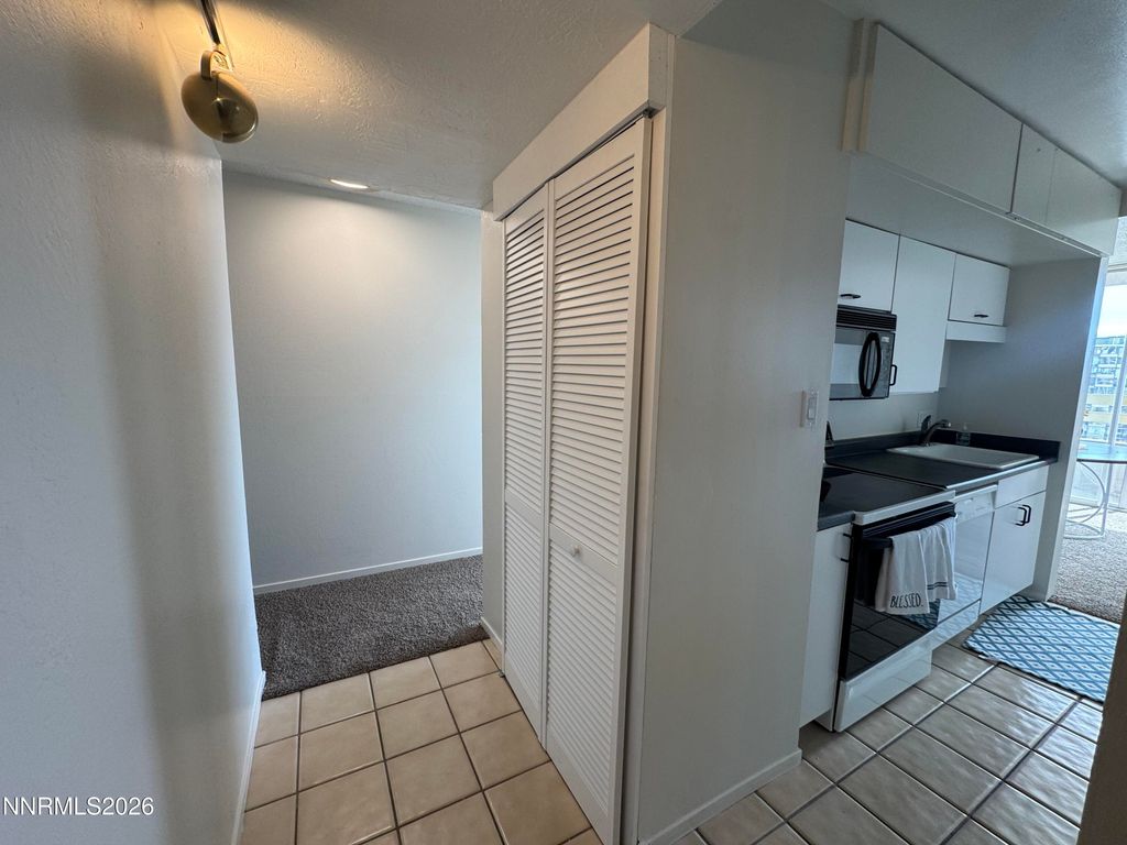 Image 8 of property listing at 100 N Arlington Avenue UNIT 10E, Reno, NV 89501