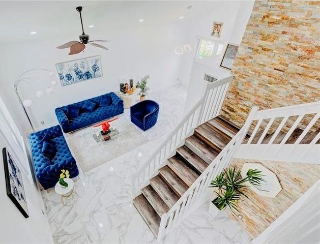 128 N Royal Pine Cir N, Royal Palm Beach, FL 33411