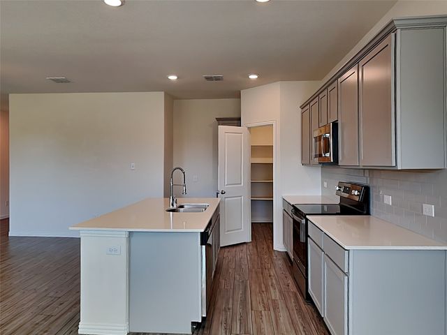 4925 Woodloch Drive, Princeton, TX 75407