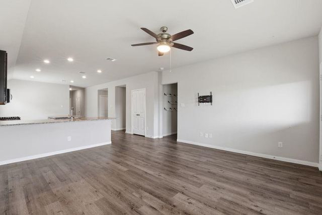 5407 James Michael Drive, Rosharon, TX 77583