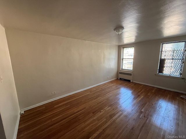 3231 Barker Ave Avenue 2A, Bronx, NY 10467