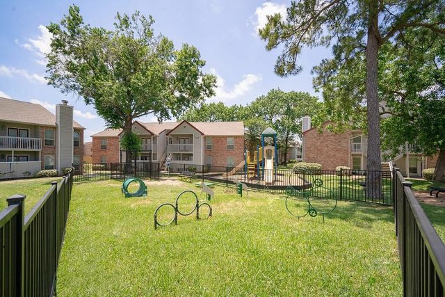 12800 Woodforest Boulevard N0403, Houston, TX 77015