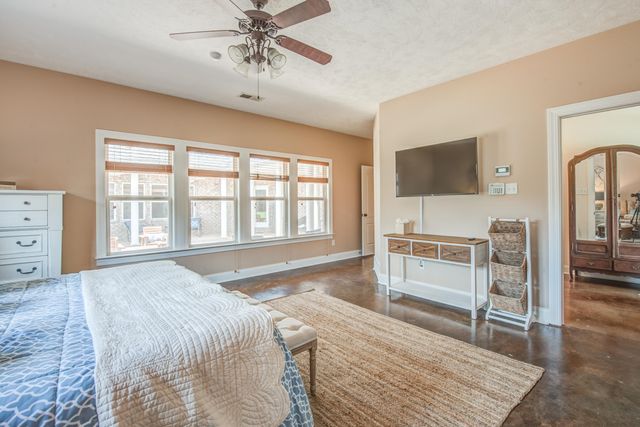 1215 BEAVER CREEK RD, Braden, TN 38049