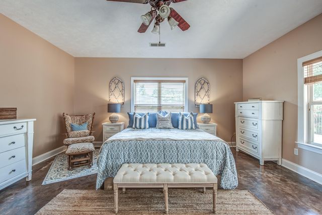 1215 BEAVER CREEK RD, Braden, TN 38049