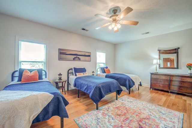 1215 BEAVER CREEK RD, Braden, TN 38049