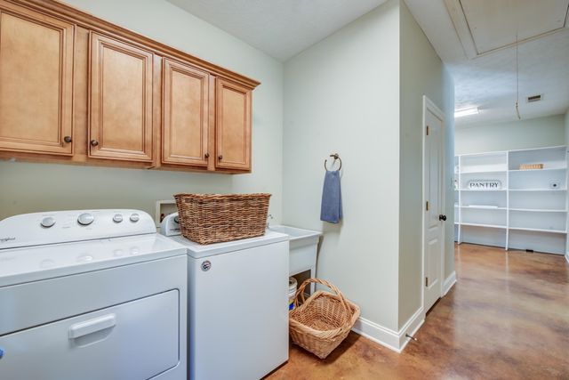 1215 BEAVER CREEK RD, Braden, TN 38049