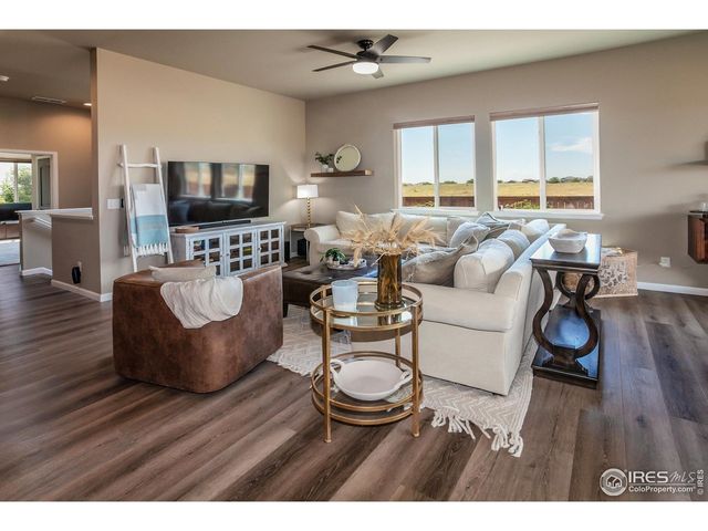 1231 105th Ave Ct, Greeley, CO 80634