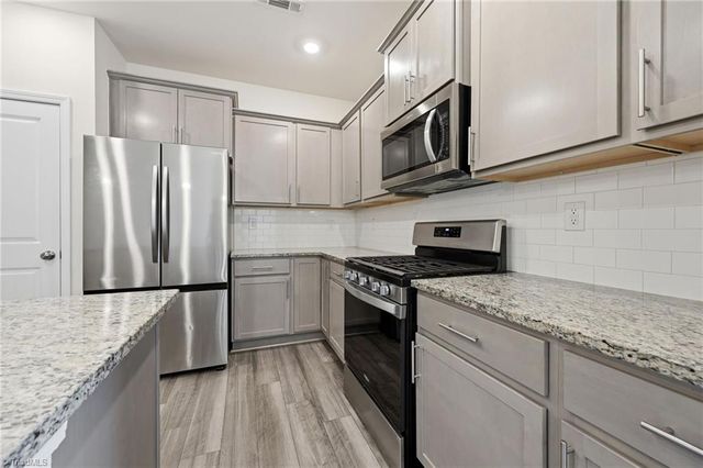3716 Feltham Lane, Jamestown, NC 27282