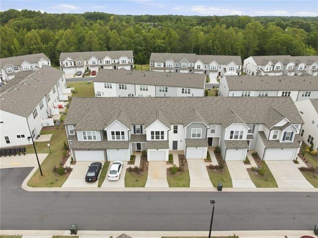 3716 Feltham Lane, Jamestown, NC 27282