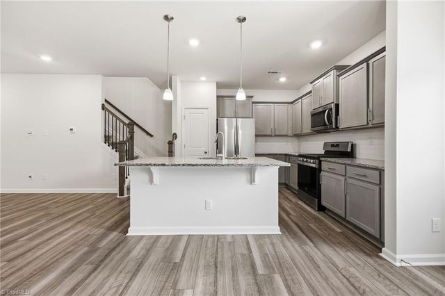 3716 Feltham Lane, Jamestown, NC 27282