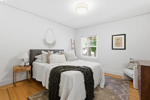4021 Waterhouse, Oakland, CA 94602