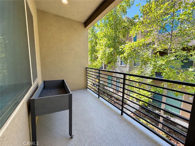 735 Sawyer Place, Upland, CA 91786