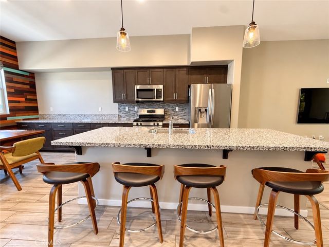 735 Sawyer Place, Upland, CA 91786