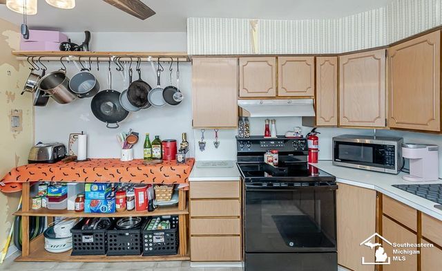 1008 Maple Avenue, Monroe, MI 48162