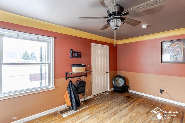 1008 Maple Avenue, Monroe, MI 48162