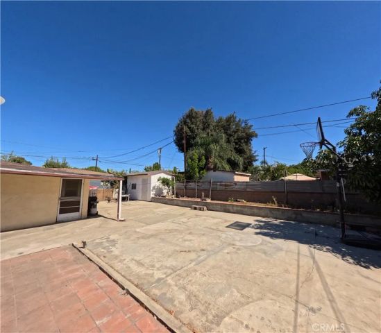 255 W La Verne, Pomona, CA 91767