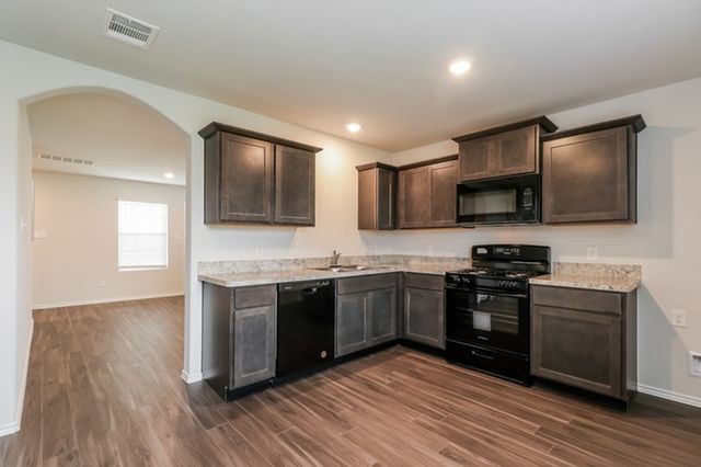 506 Sussex Place, Everman, TX 76140