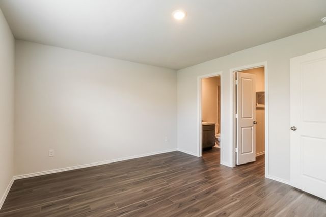 506 Sussex Place, Everman, TX 76140