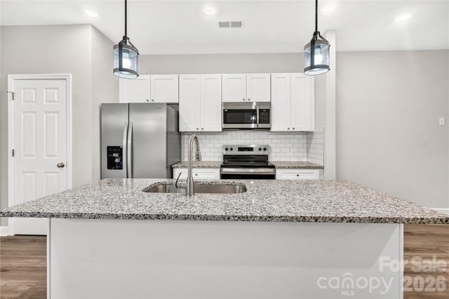 1416 Old Charlotte Road, Statesville, NC 28677