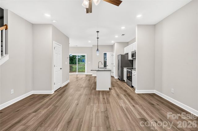 1416 Old Charlotte Road, Statesville, NC 28677
