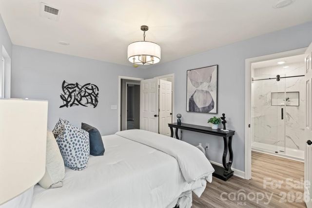 1416 Old Charlotte Road, Statesville, NC 28677