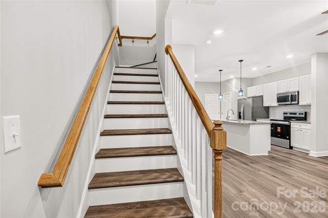 1416 Old Charlotte Road, Statesville, NC 28677