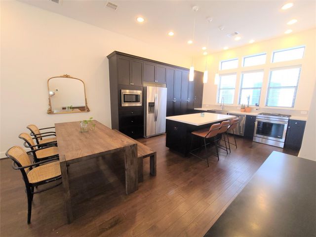 2610 Polk Street, Houston, TX 77003