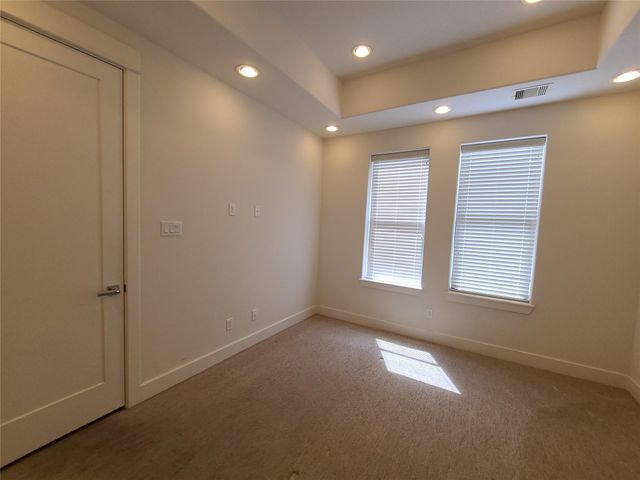 2610 Polk Street, Houston, TX 77003