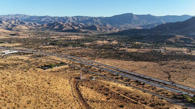 Hypotenuse Road, Acton, CA 93510