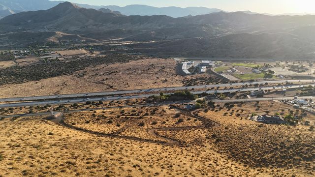 Hypotenuse Road, Acton, CA 93510