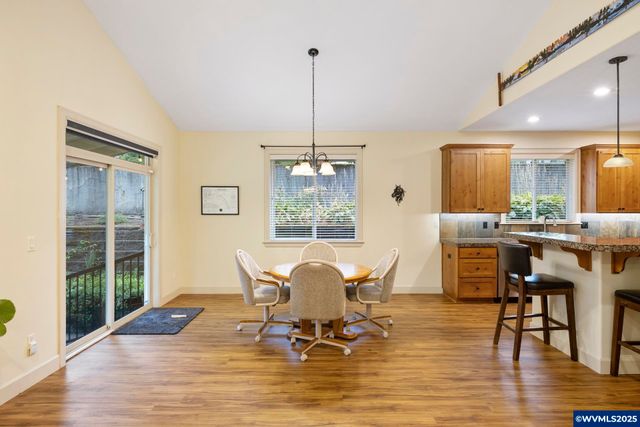 39913 Wall St, Sandy, OR 97055