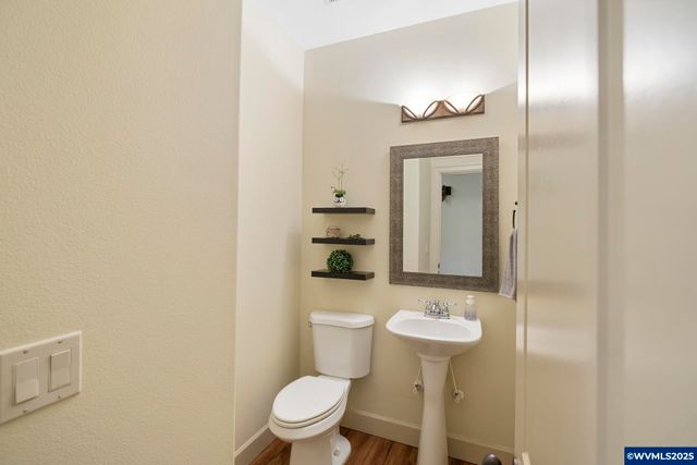 39913 Wall St, Sandy, OR 97055