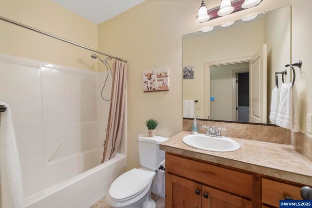 39913 Wall St, Sandy, OR 97055