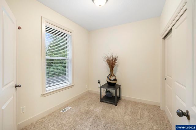 39913 Wall St, Sandy, OR 97055