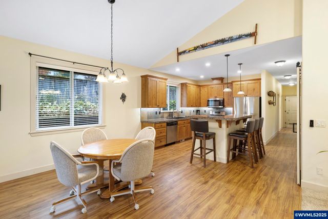 39913 Wall St, Sandy, OR 97055
