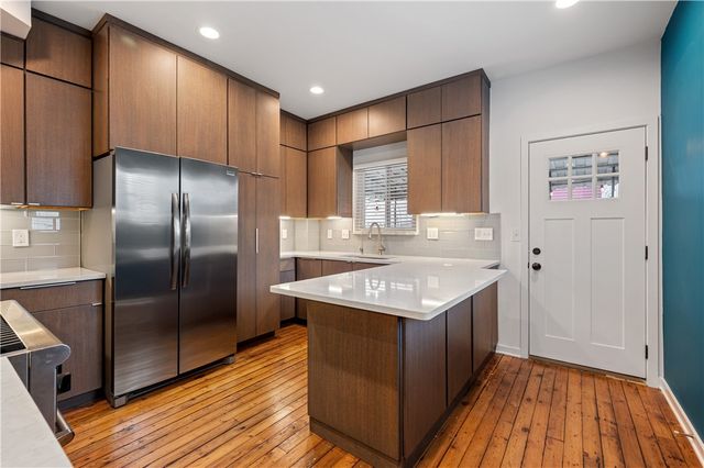 4808 Lima Way, Bloomfield, PA 15224