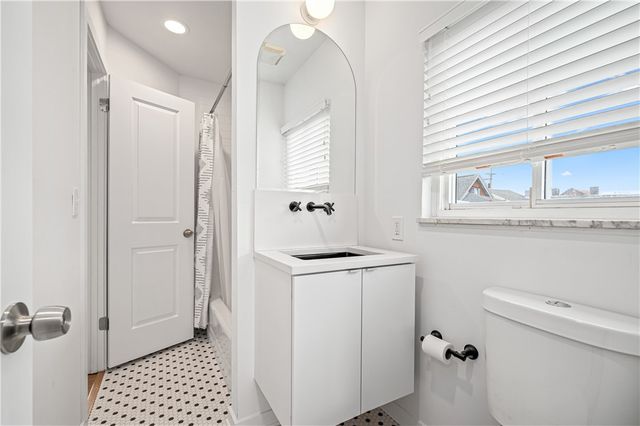 4808 Lima Way, Bloomfield, PA 15224