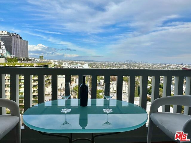 999 N Doheny Drive 1207, West Hollywood, CA 90069