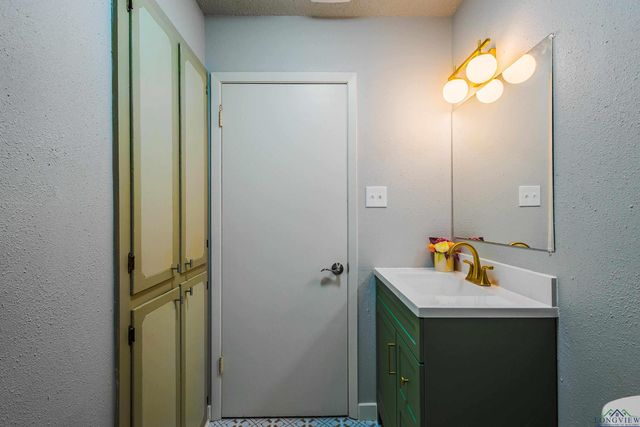 615 Circle Dr., Hallsville, TX 75650