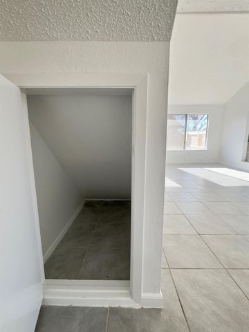 7409 Tierra Verde Drive, Houston, TX 77083