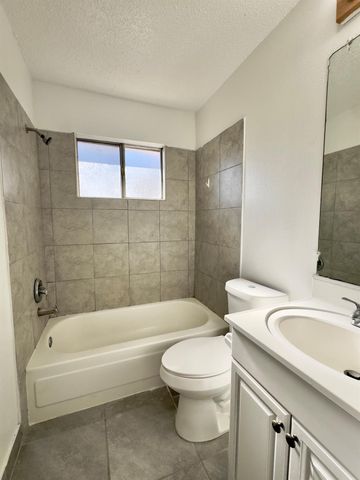 7409 Tierra Verde Drive, Houston, TX 77083