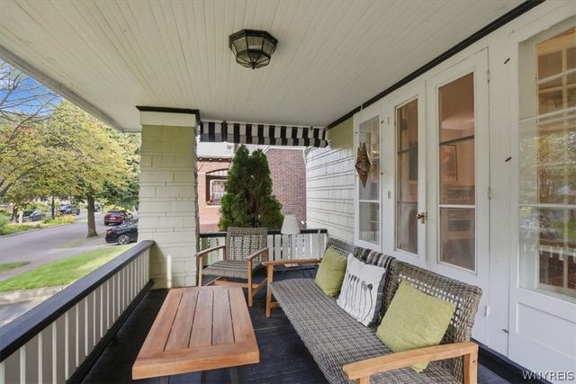 160 Dorchester Road, Buffalo, NY 14213
