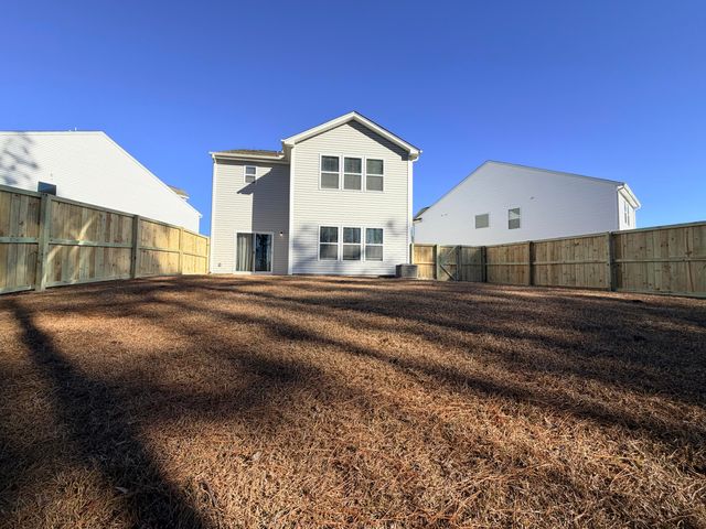 525 Purple Finch Road, Summerville, SC 29486