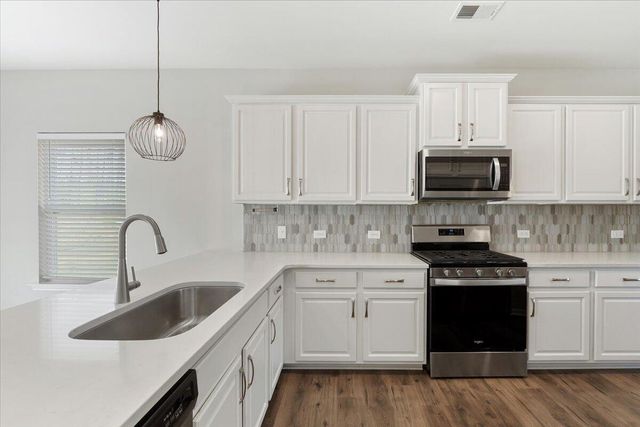 525 Purple Finch Road, Summerville, SC 29486