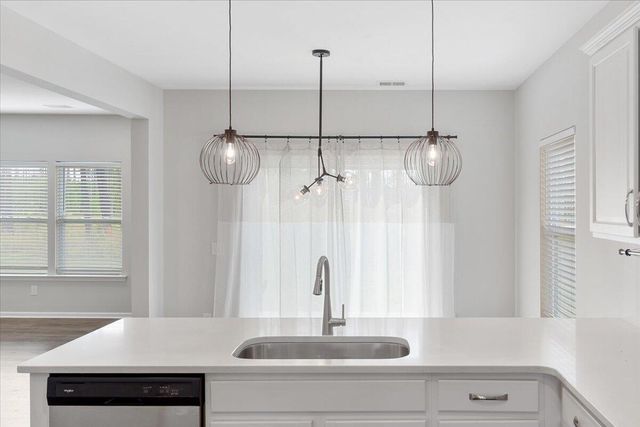 525 Purple Finch Road, Summerville, SC 29486