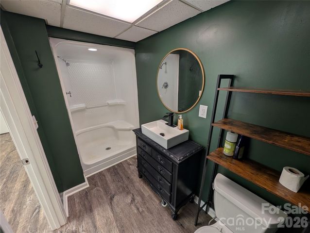 3822 Newhall Drive NW, Conover, NC 28613